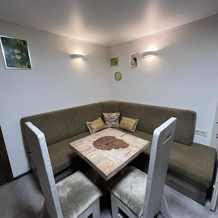 Kubu Ground Floor Rooms Klaipeda Luaran gambar