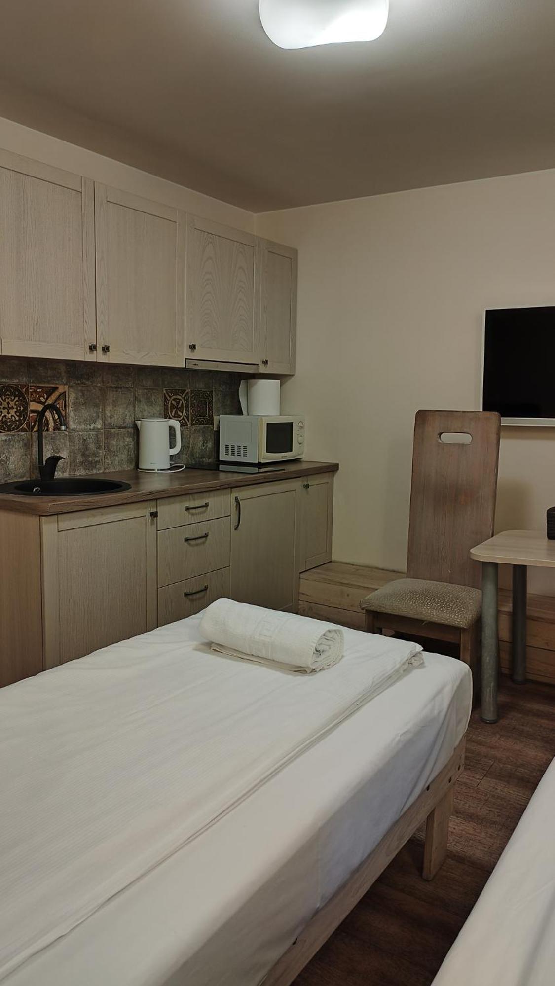 Kubu Ground Floor Rooms Klaipeda Luaran gambar