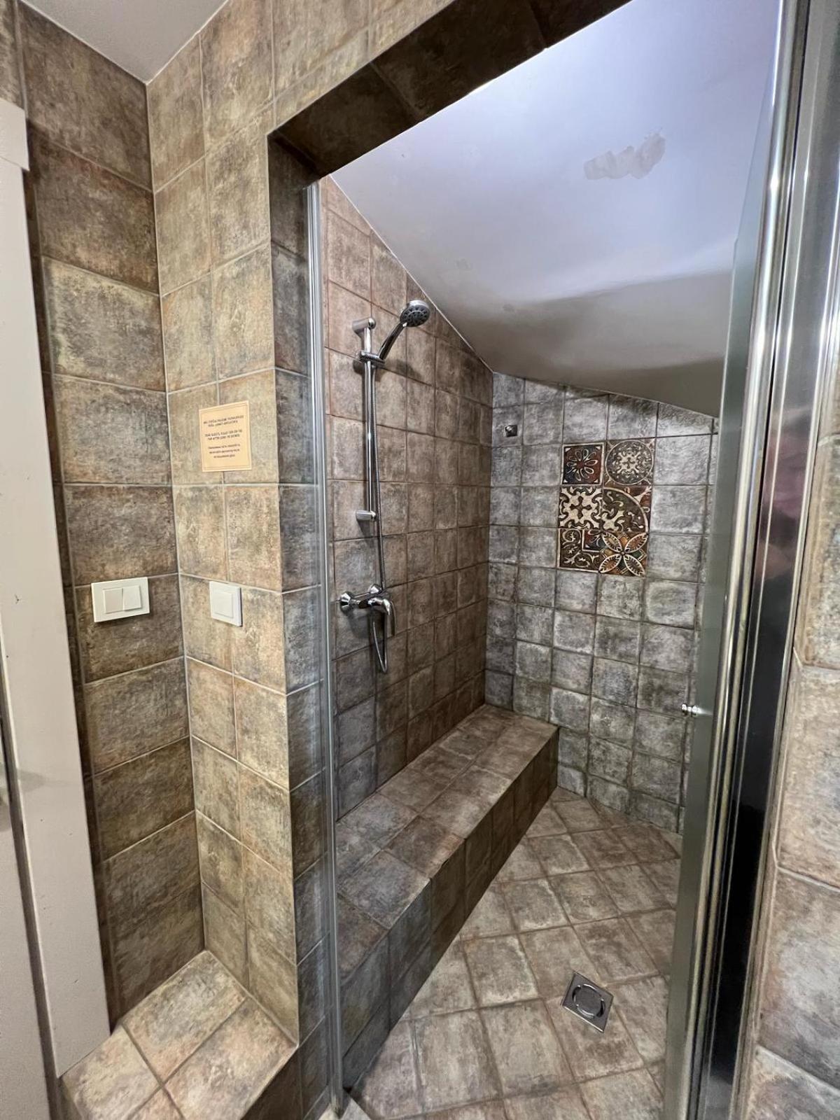 Kubu Ground Floor Rooms Klaipeda Luaran gambar